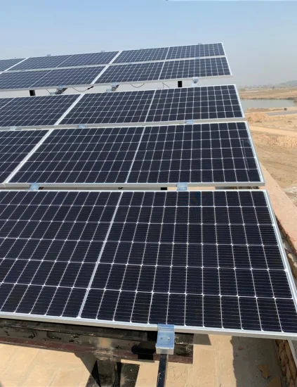 5KW 5000W Off Grid Montaggio sul tetto Modulo fotovoltaico Pannello solare Set sistema di alimentazione solare con generatore inverter per sistema domestico/commerciale/industriale Prezzo di fabbrica